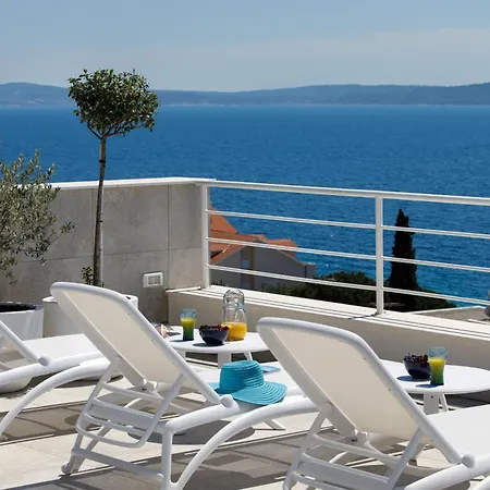 Fuer 6 Personen Ca, 130 M Sup2 In Okrug Gornji, Adriakueste Kroatien Kroatische Inseln Trogir