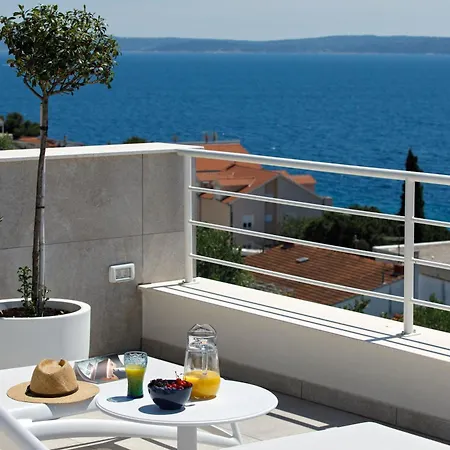 Holiday home Fuer 6 Personen Ca, 130 M Sup2 In Okrug Gornji, Adriakueste Kroatien Kroatische Inseln